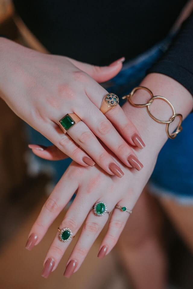 ORLY MARCEL Yellow Gold and Emerald Mandala Ring | Harrods AT
